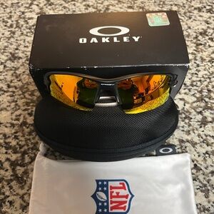 Oakley Flak 2.0 XL Prizm Redskins Edition